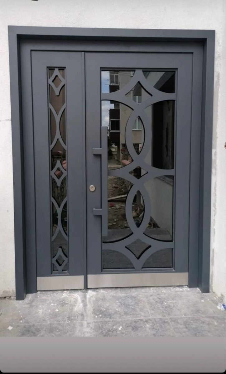 Naturel Door bina giriş